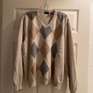 Men’s argyle sweater
